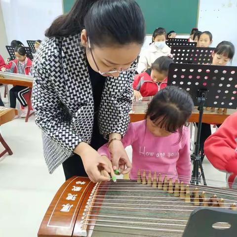 琴筝之韵 余音绕梁——尹庄镇实验小学古筝社团活动