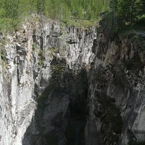 大理石峡谷的水