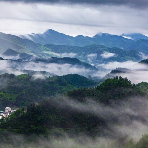 祖国美景安徽坡山村