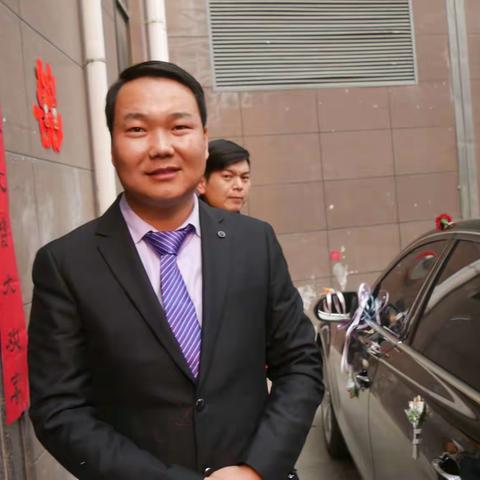 乘“车“奔向锦绣前“程“           一 贺程奔车晓琳婚礼盛典