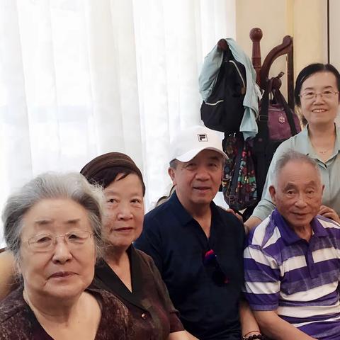 师生情怀，感恩我的老师们。