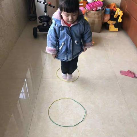 下洋镇中心幼儿园小二班亲子活动乐趣多