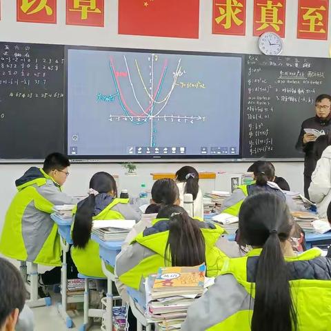 "立足教学常规，提高课堂时效"金巢实验学校九年级推门听课活动