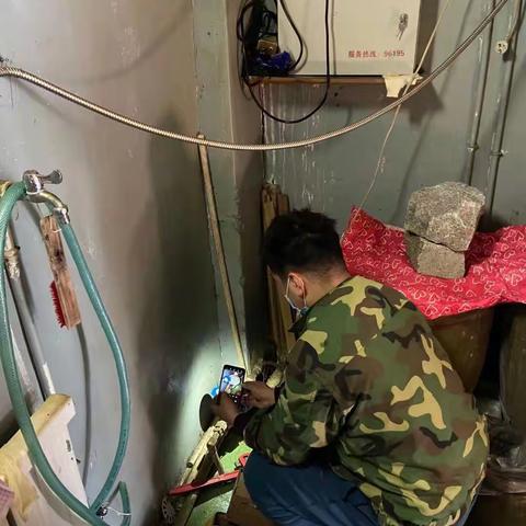 东风所大干第四季度，周末出勤确保非居民水表更换率