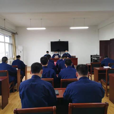 大屯消防救援站传达支队党委扩大会会议精神