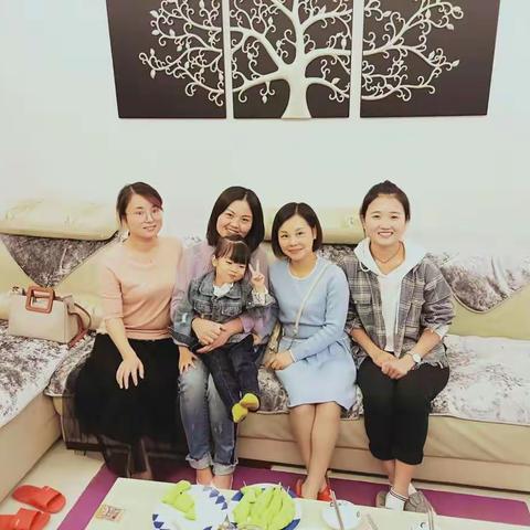 家园共育 共助幼儿健康成长 ---记小(5)班第一次家访