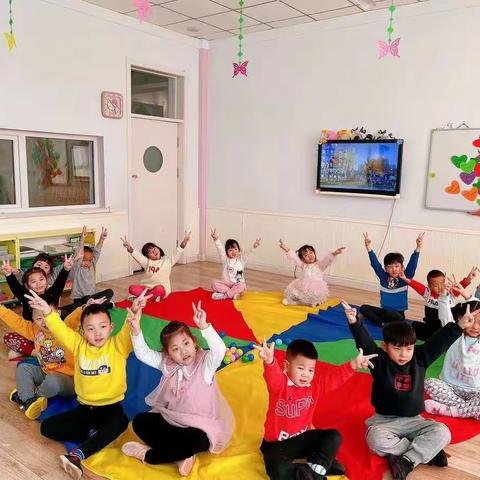 爱“上”幼儿园，快乐每一天
