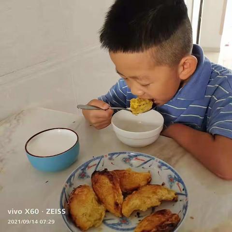 不挑食，不玩耍祝基荣