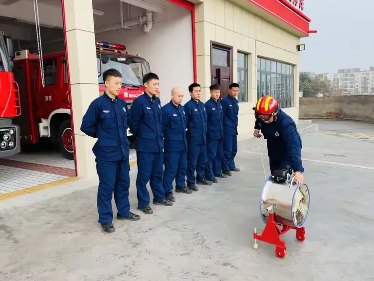 济水消防救援大队一日工作侧记