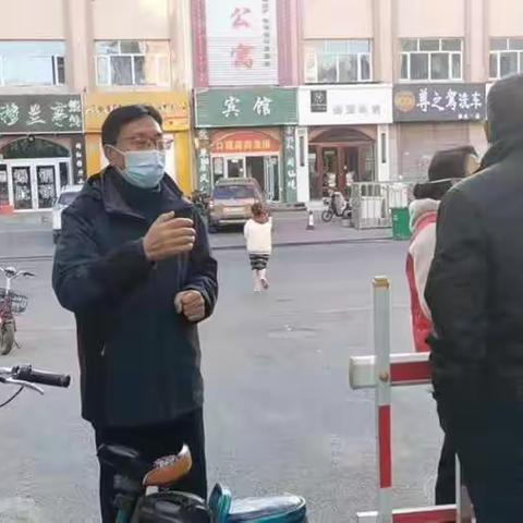 张北县人社局党员干部持续下沉社区全力做好疫情防控志愿服务工作