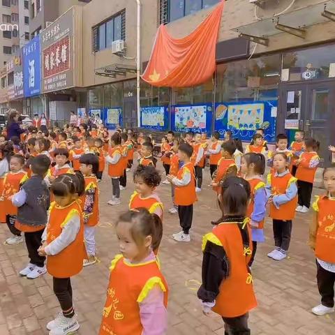 丰羽第三幼儿园宝贝为伟大祖国庆生