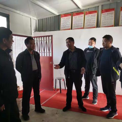 通许县咸平街道办二村社区到登封大金店镇游方头村学习交流