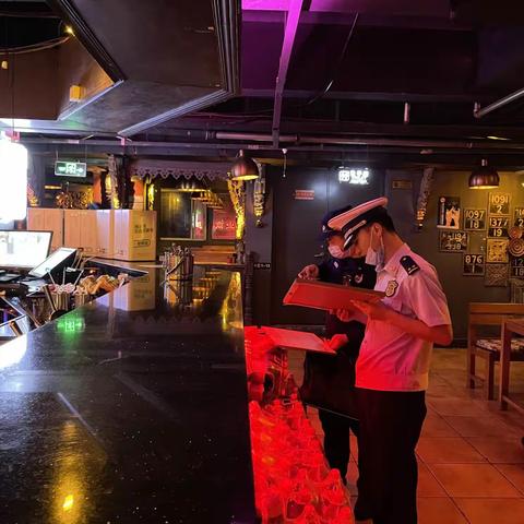 罗湖消防救援站持续开展消防安全隐患排查整治夜查行动