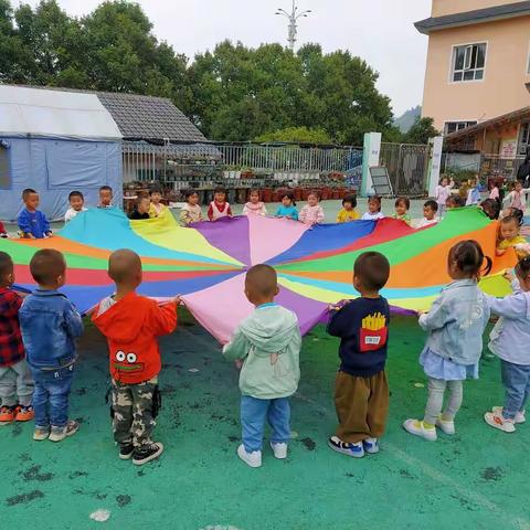 幼儿园的快乐小二班9月份美篇