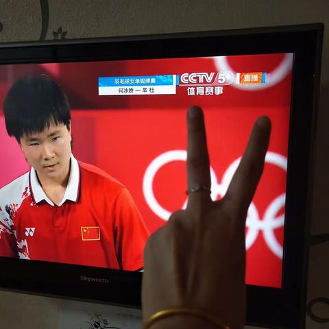 福伦小学1.7我与奥运合个影