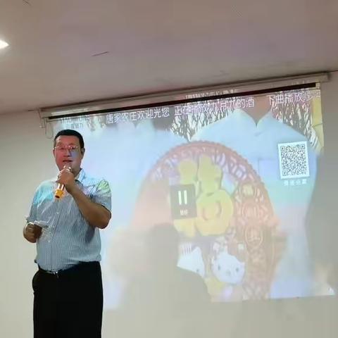 浏阳市老干部大学诗词楹联班班会活动剪影