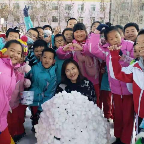 🌨️冬雪映美景，童趣满校园——实验小学四一中队