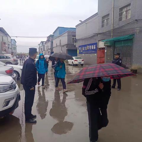 耿镇派出所积极开展“护学岗”工作