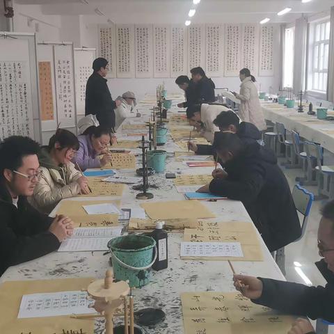 “三字一话”展风采   笔尖传情墨香浓 —记政史组教研活动
