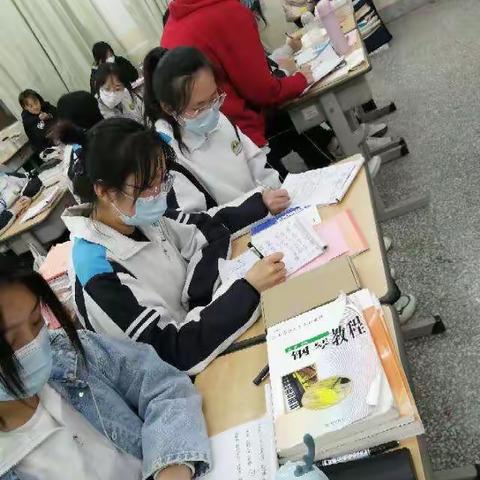 18学前教育1班每周一讲