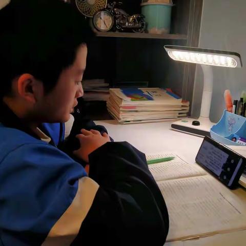 “疫”起学习,争做自律“小达人”