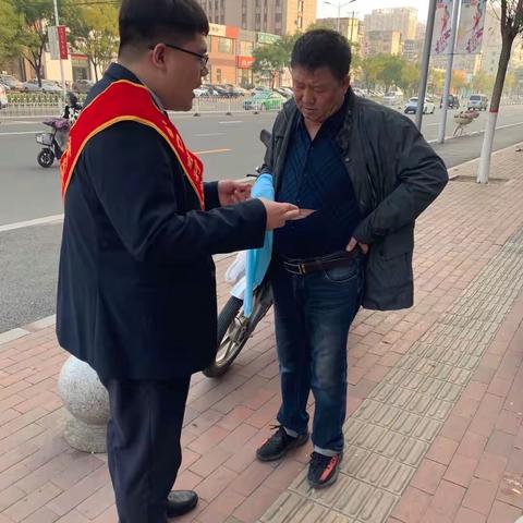 铁西支行开展流通中人民币宣传活动