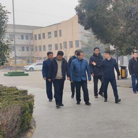 校园安全共担当 和谐生活同分享——黑池镇镇领导莅临我校检查督导校园安全工作