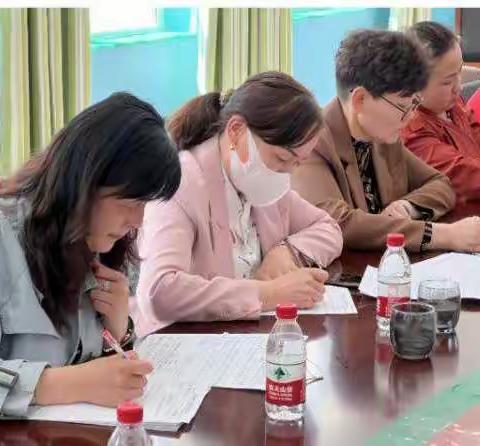 党建引领促发展   送教下乡暖人心乡——富蕴县第一小学