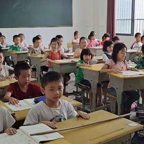 诵读经典，文化传承书篇章！——记思源实验小学周末兴趣国学习作五班学习点滴