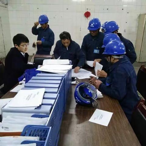 永福支行走进国电永福发电有限公司开展代发营销