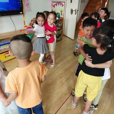 《甜甜的水果送给您》