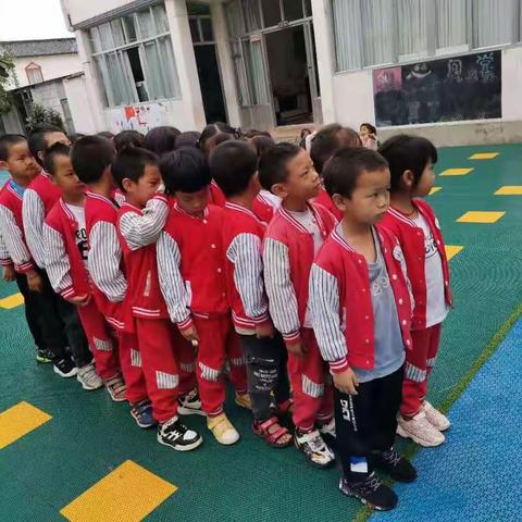 六合幼儿园幼小衔接参观六合小学