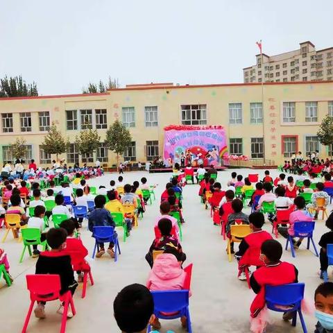 夏镇8村幼儿园庆国庆，迎中秋活动