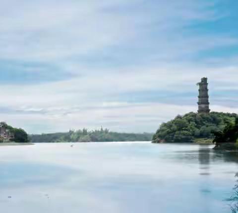 三元塔下话春秋