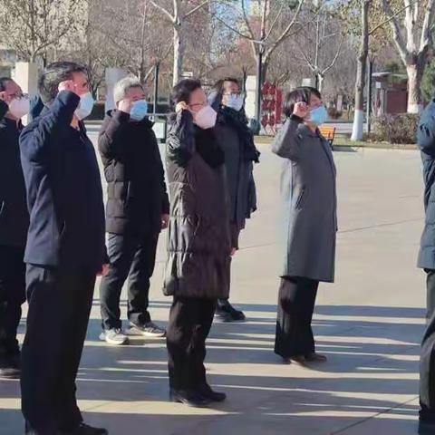 宪法宣传日，我们与宪法同行！