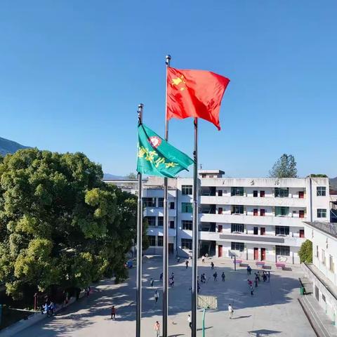 龙潭镇龙东小学“喜迎二十大·争做好队员”庆祝中国少年先锋队建队73周年主题活动🇨🇳