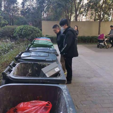 区包抓部门区委编办到长延堡街道进行垃圾分类工作检查指导