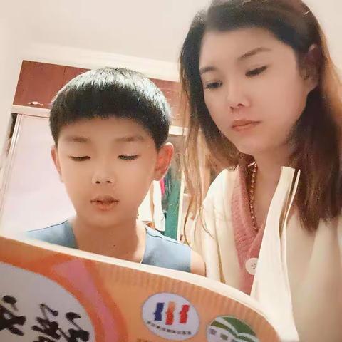 书是知识的海洋，腾小五年五班亲子阅读2023.1.13