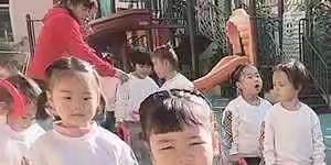 广培第二幼儿园趣味运动会-小二班