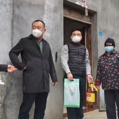 海口市第三支公司关爱失独家庭慰问活动