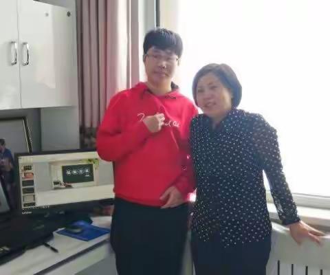 陈博哥哥，我们以你为荣