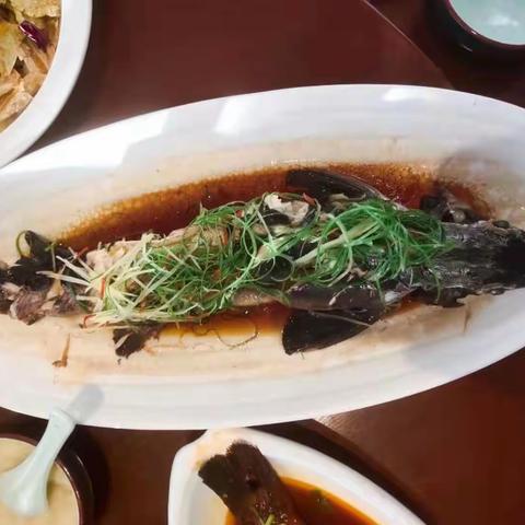 真情送别全鱼宴--我的大庆美食地图23