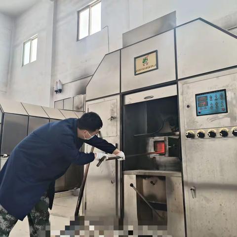 无畏酷暑 经受“烤”验——致敬高温下平凡的火化工