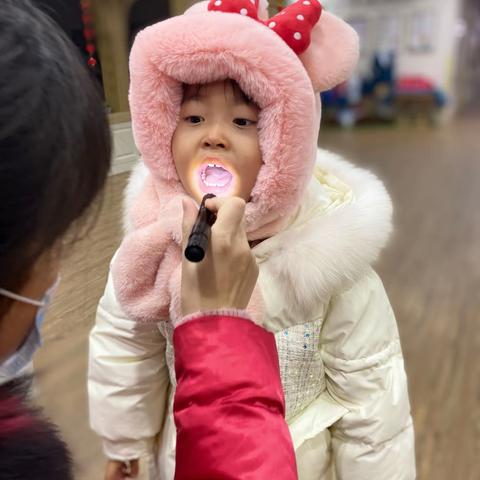 洪恩幼儿园小一班学期展示