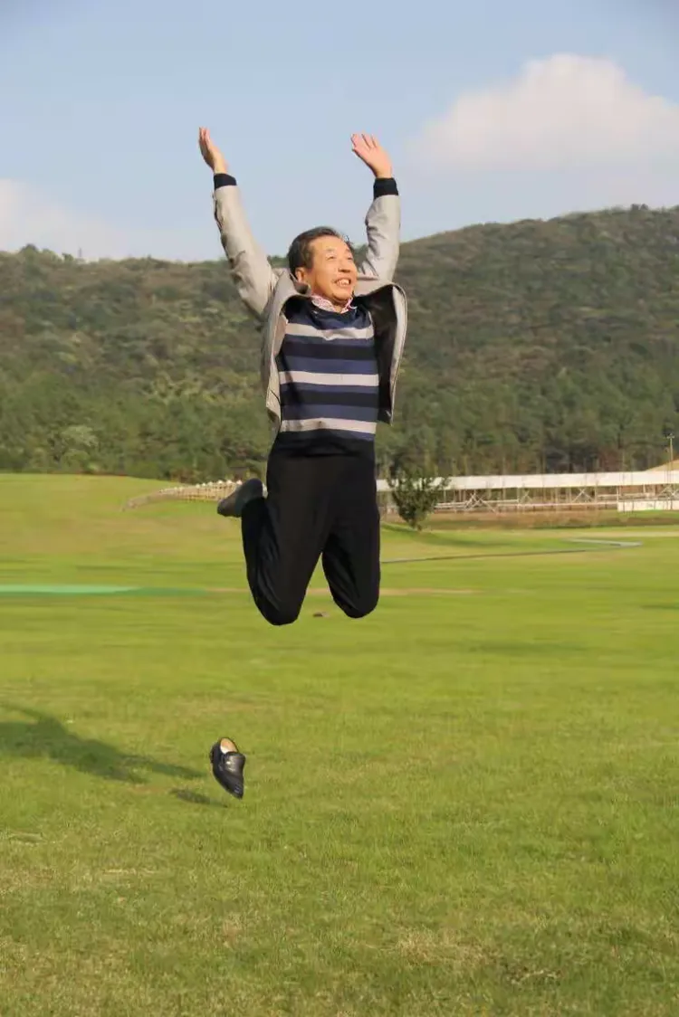 看我飞得高吗？这也是返老还童滴节奏哇👶😀