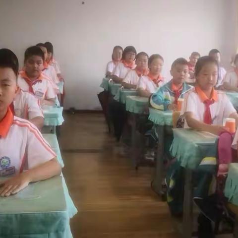 南芬小学 五年四班  ——快乐5+2，课后服务伴成长课后服务纪实