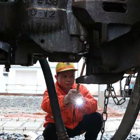 南昌南车辆段全力做好“煤专”检修工作