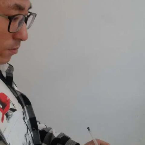 天增学校五年级美术《我做的图书》课堂