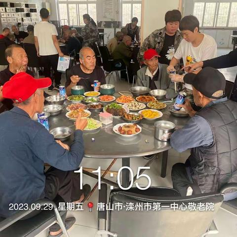 灯火映万家，团圆共此时