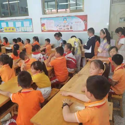 “我参与、我快乐、我能行”——我是班级小主人白银区第三小学中队会